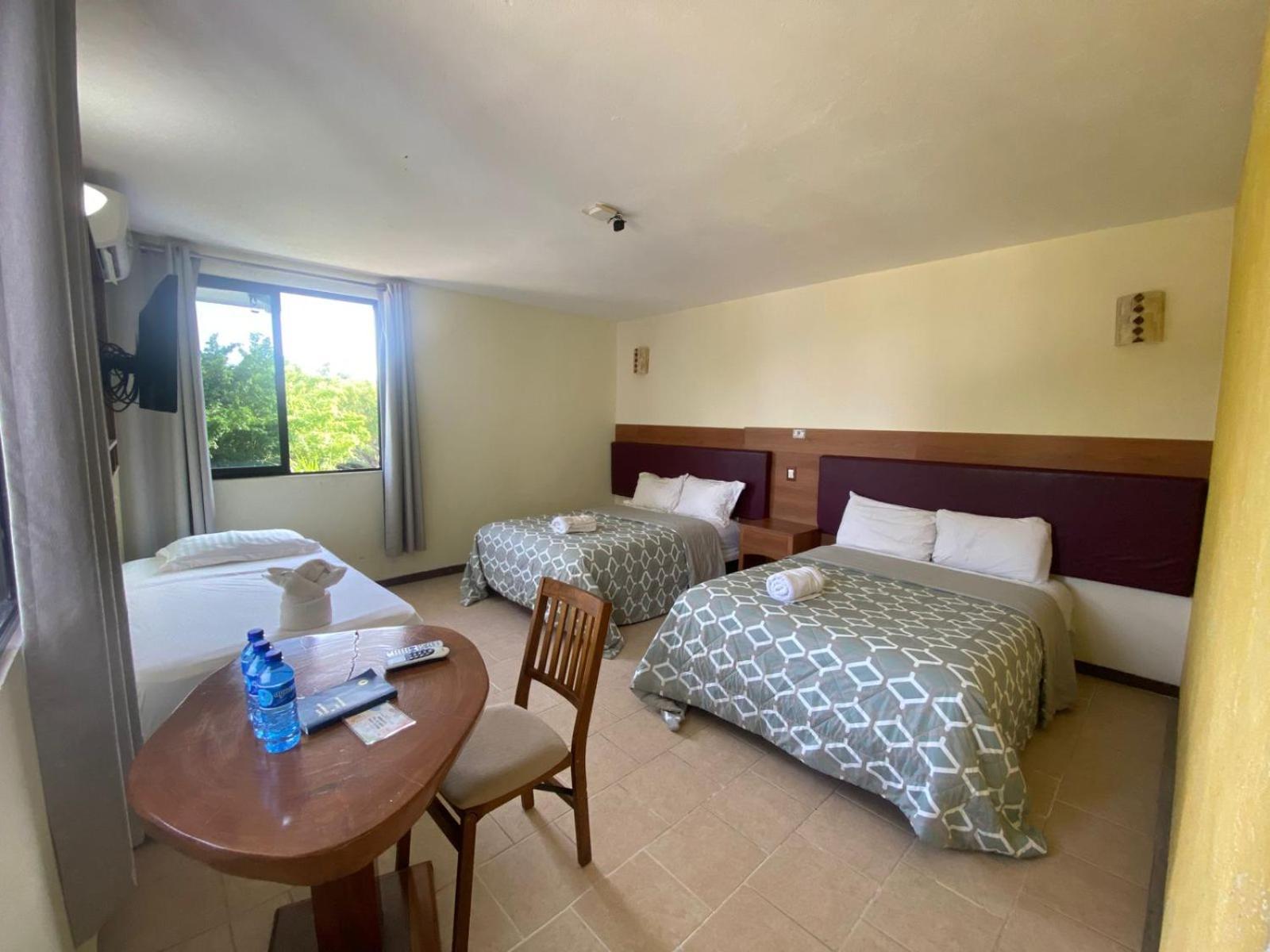 Hotel Canada Internacional Palenque Exterior photo