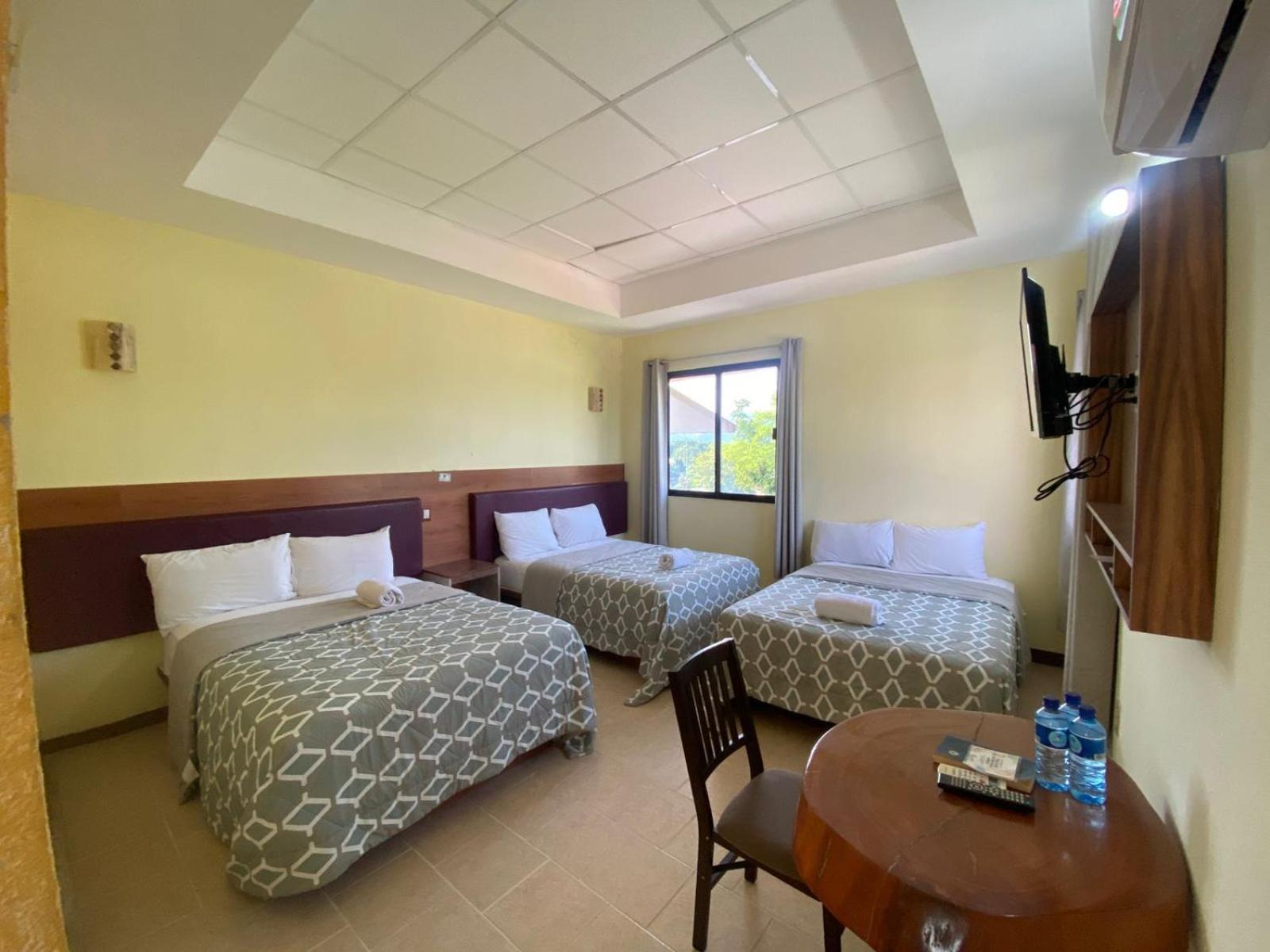 Hotel Canada Internacional Palenque Exterior photo